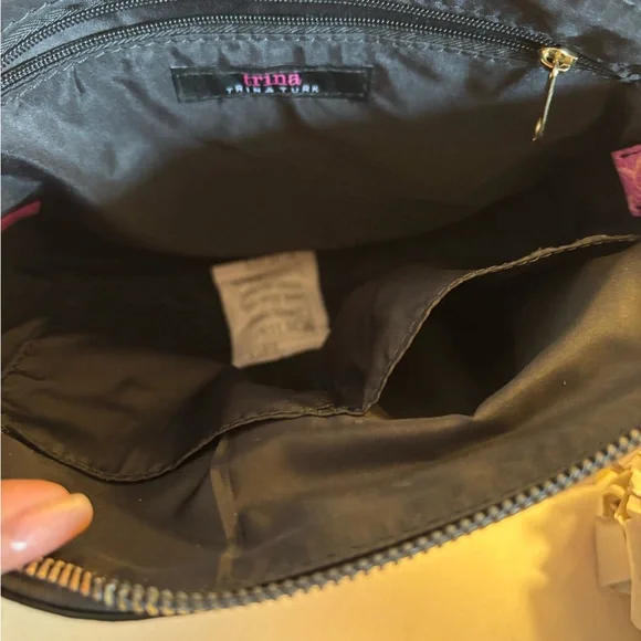 Trina Turk Floral Crossbody, New with Tags - Picture 3 of 3